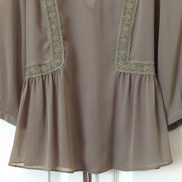 Miss Selfridge Dainty Sheer Chiffon Lace Trim Quarter Sleeve Blouse Taupe 8 - Picture 5 of 11